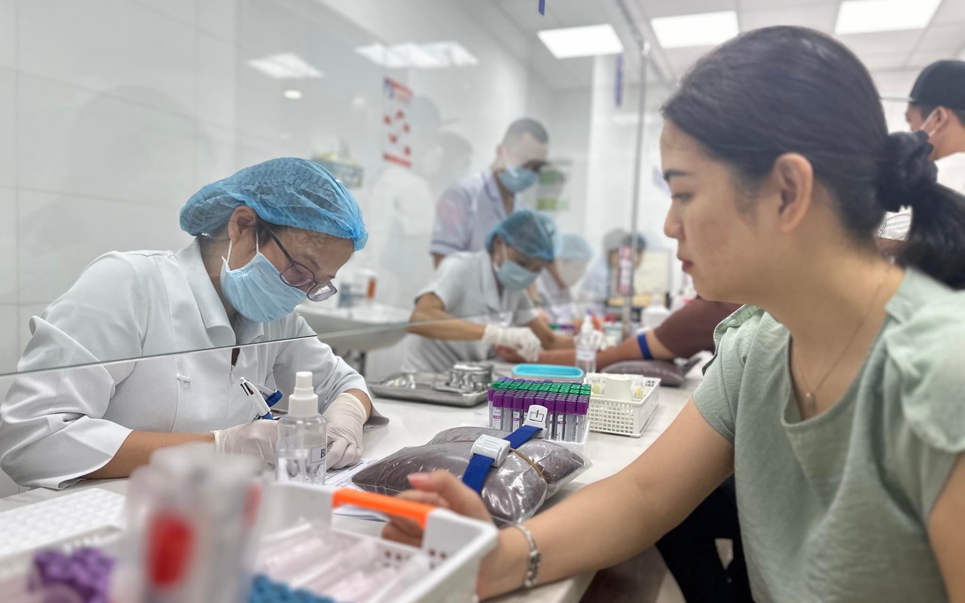 Bộ Y tế đề xuất liên thông gần 1.100 danh mục các xét nghiệm, dịch vụ cận lâm sàng giữa các bệnh viện