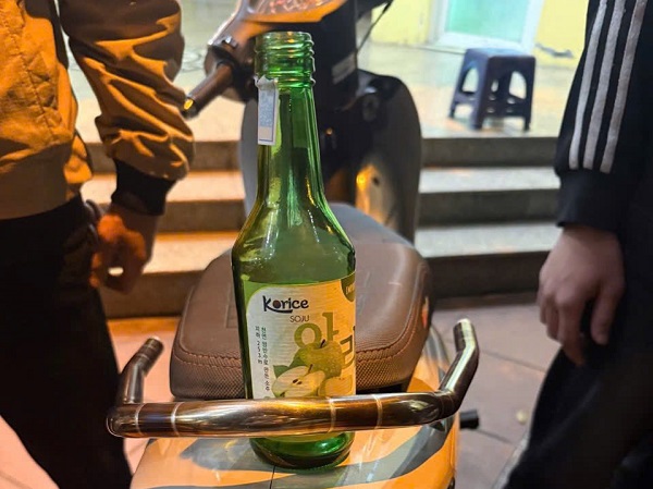 Bắt giữ 2 đối tượng có dấu hiệu ‘chống người thi hành công vụ’- Ảnh 2.