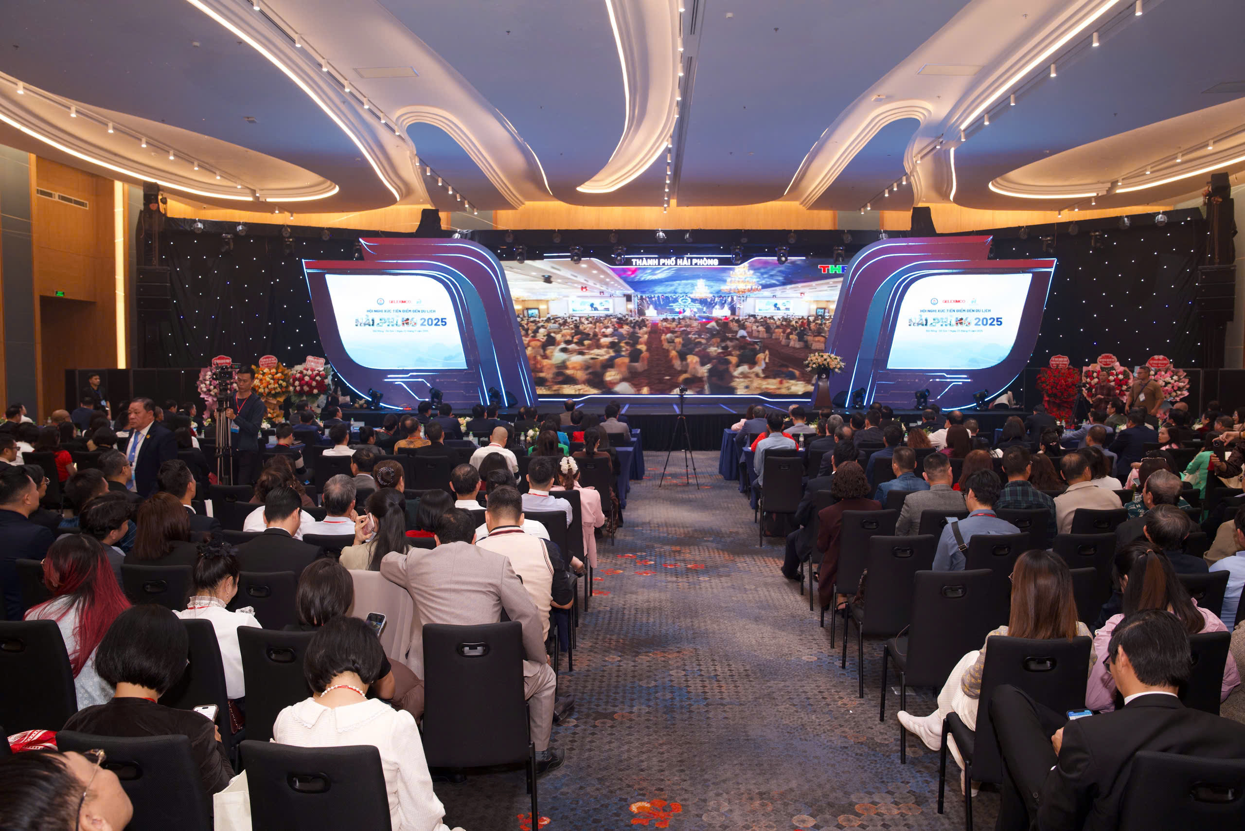 Hải Phòng nâng tầm du lịch bằng liên kết vùng- Ảnh 1.