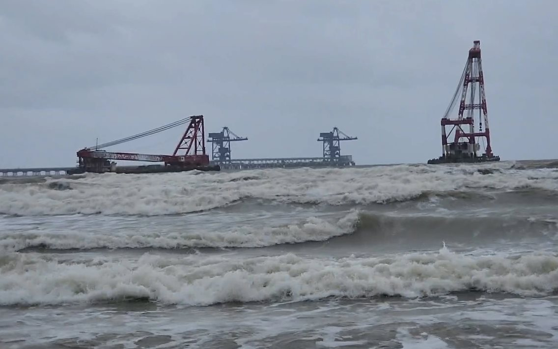 Chuyên gia nhận định về khả năng có bão số 15 trên Biển Đông