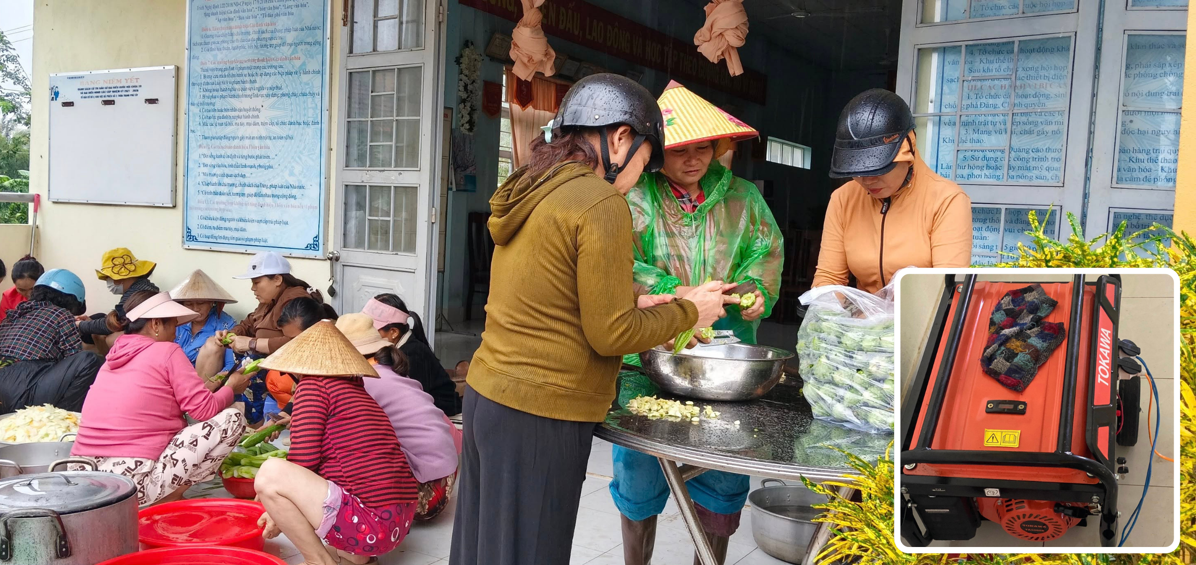 Mang bếp lửa vào ‘tâm lũ’, trao những hộp cơm nóng đến bà con vùng ngập- Ảnh 3.