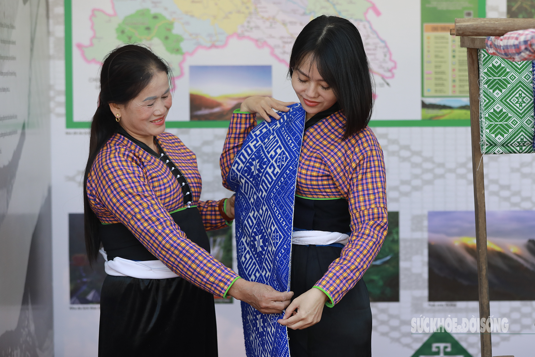 Phụ nữ Mường gìn giữ linh hồn thổ cẩm- Ảnh 11. Phụ nữ Mường gìn giữ linh hồn thổ cẩm- Ảnh 11.