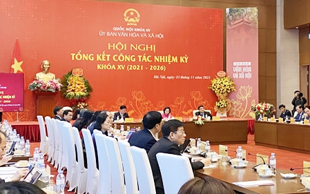 Phó Chủ tịch Quốc hội: Nhiều chính sách mới về chăm sóc, bảo vệ và nâng cao sức khỏe nhân dân được thể chế hóa- Ảnh 4.