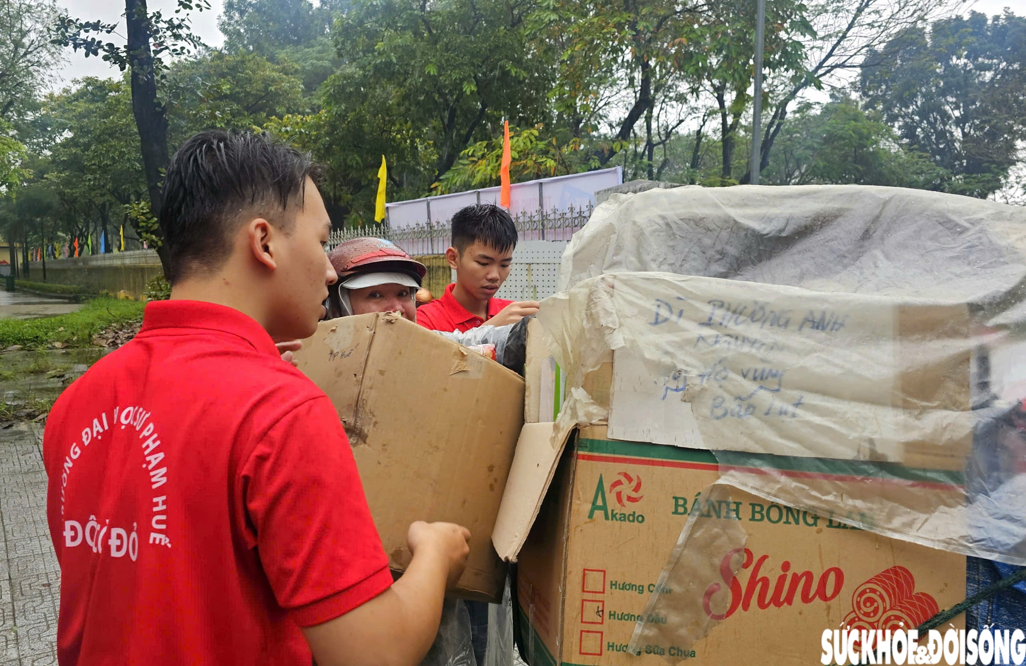 Các trường đại học Huế hướng về vùng lũ, lan tỏa tinh thần tương thân tương ái- Ảnh 2. Các trường đại học Huế hướng về vùng lũ, lan tỏa tinh thần tương thân tương ái- Ảnh 2.
