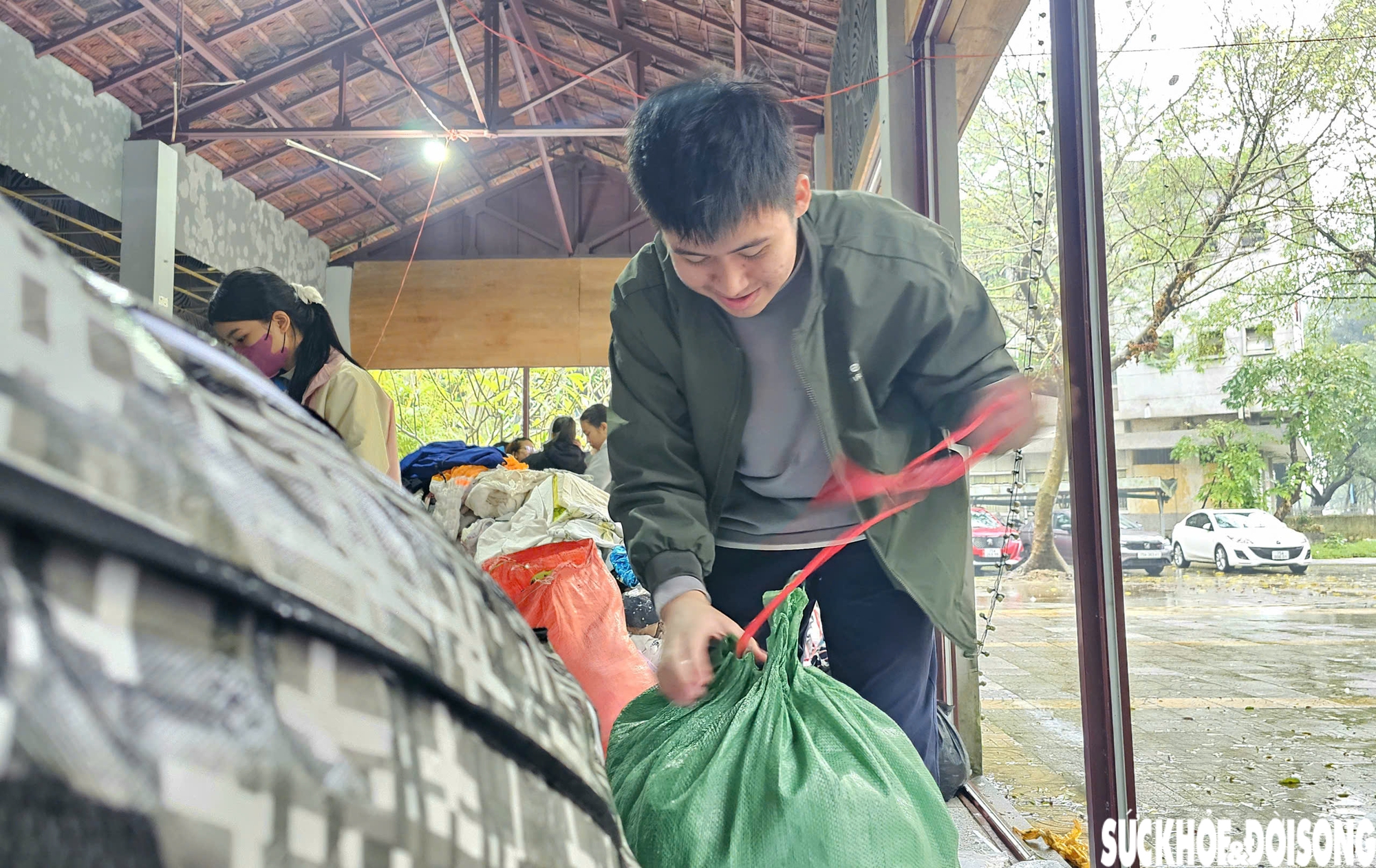 Các trường đại học Huế hướng về vùng lũ, lan tỏa tinh thần tương thân tương ái- Ảnh 5. Các trường đại học Huế hướng về vùng lũ, lan tỏa tinh thần tương thân tương ái- Ảnh 5.