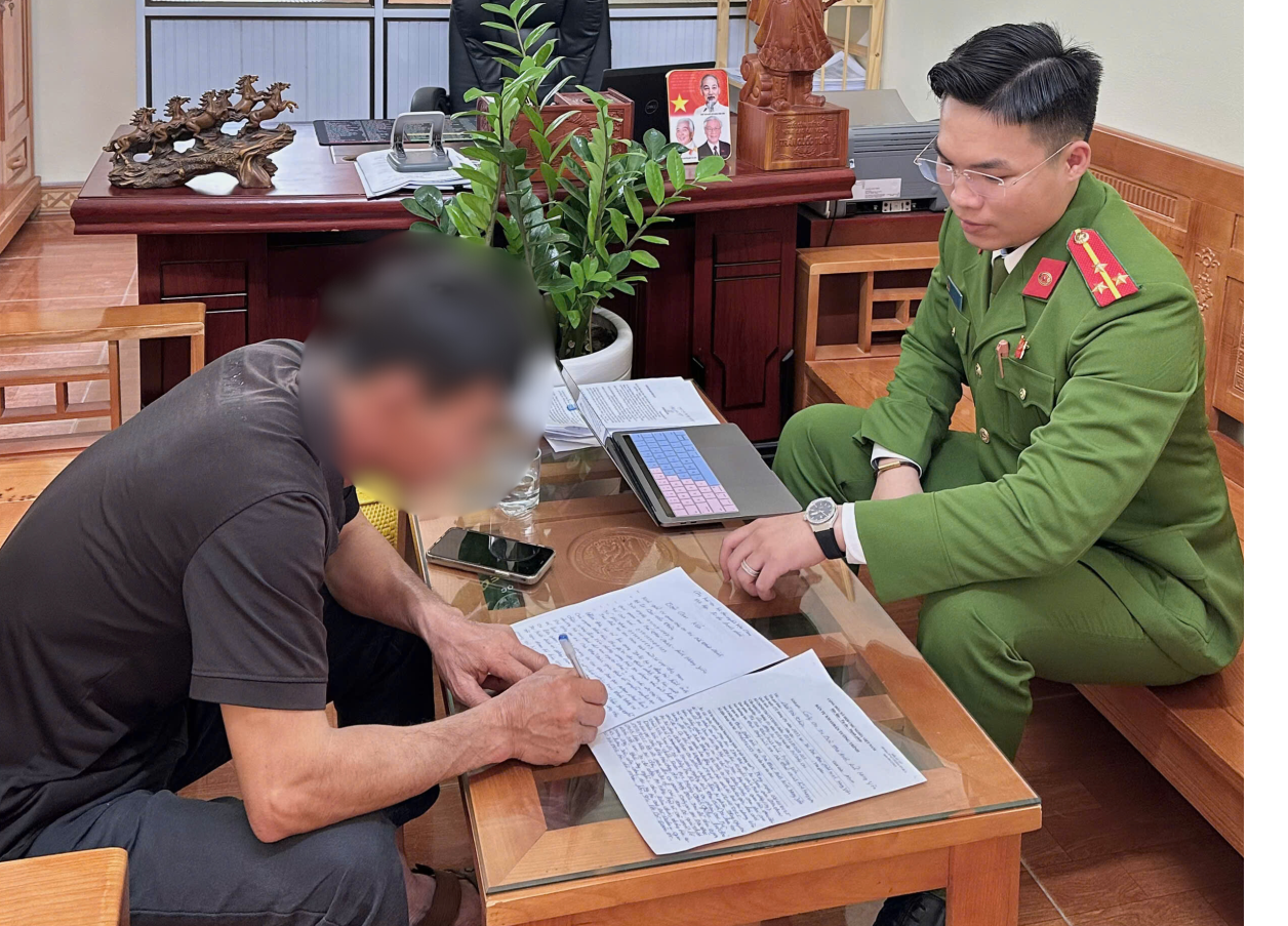 Xúc phạm danh dự người khác trên mạng xã hội, người đàn ông bị xử phạt 7,5 triệu đồng- Ảnh 1. Xúc phạm danh dự người khác trên mạng xã hội, người đàn ông bị xử phạt 7,5 triệu đồng- Ảnh 1.