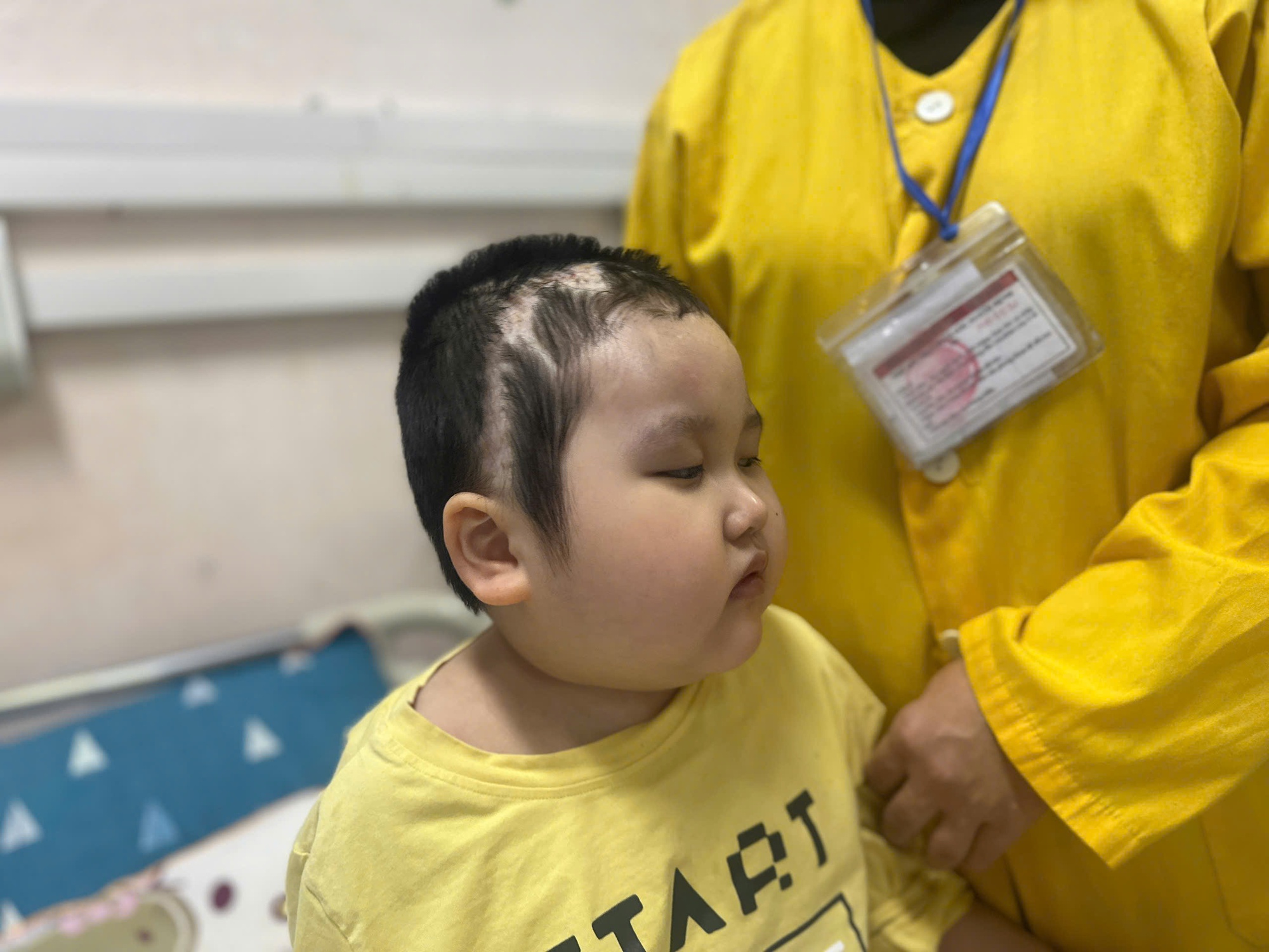 Xót xa hoàn cảnh của bé gái 7 tuổi ở Cao Bằng với hành trình 6 năm chiến đấu với căn bệnh quái ác- Ảnh 2.