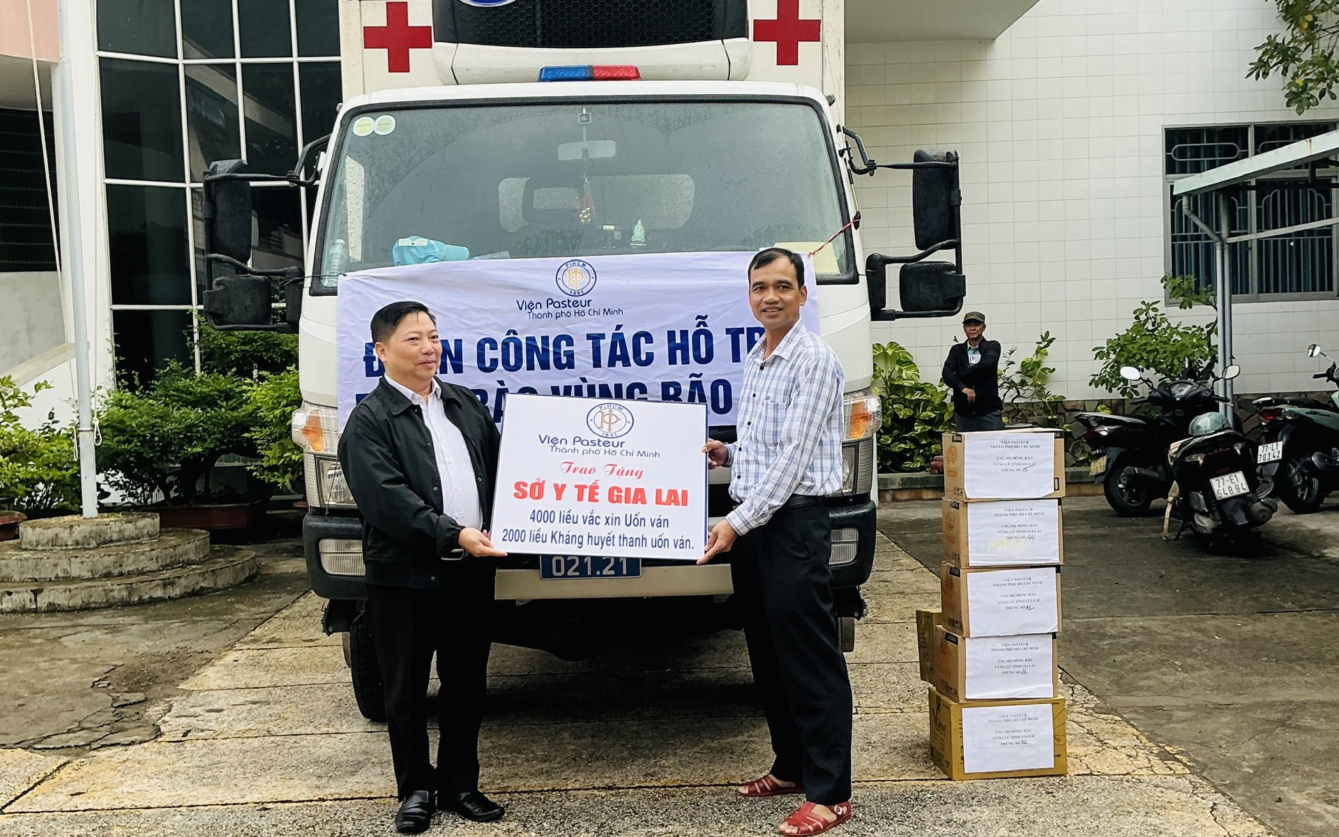 Viện Pasteur TPHCM chi viện khẩn cấp tỉnh Gia Lai, Lâm Đồng phòng dịch sau lũ