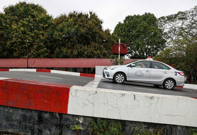 Đề xuất bỏ thi mô phỏng trong sát hạch giấy phép lái xe- Ảnh 2. Đề xuất bỏ thi mô phỏng trong sát hạch giấy phép lái xe- Ảnh 2.