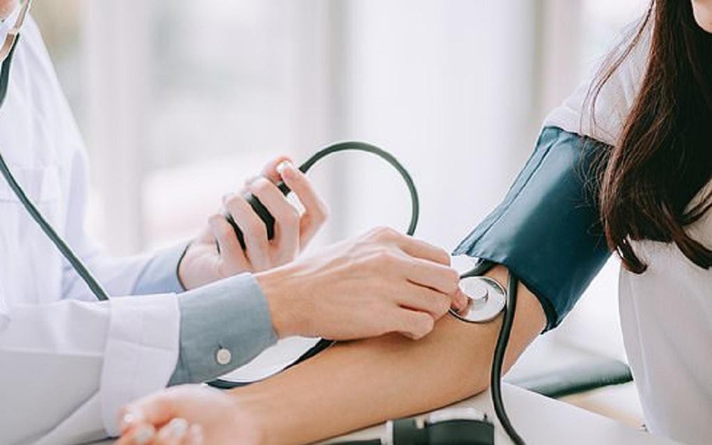 Loại nước ép màu đỏ này giúp làm ‘sạch động mạch’, ngăn ngừa nhiều vấn đề về tim- Ảnh 2. Mảng bám động mạch: Cách nhận biết sớm và phòng ngừa