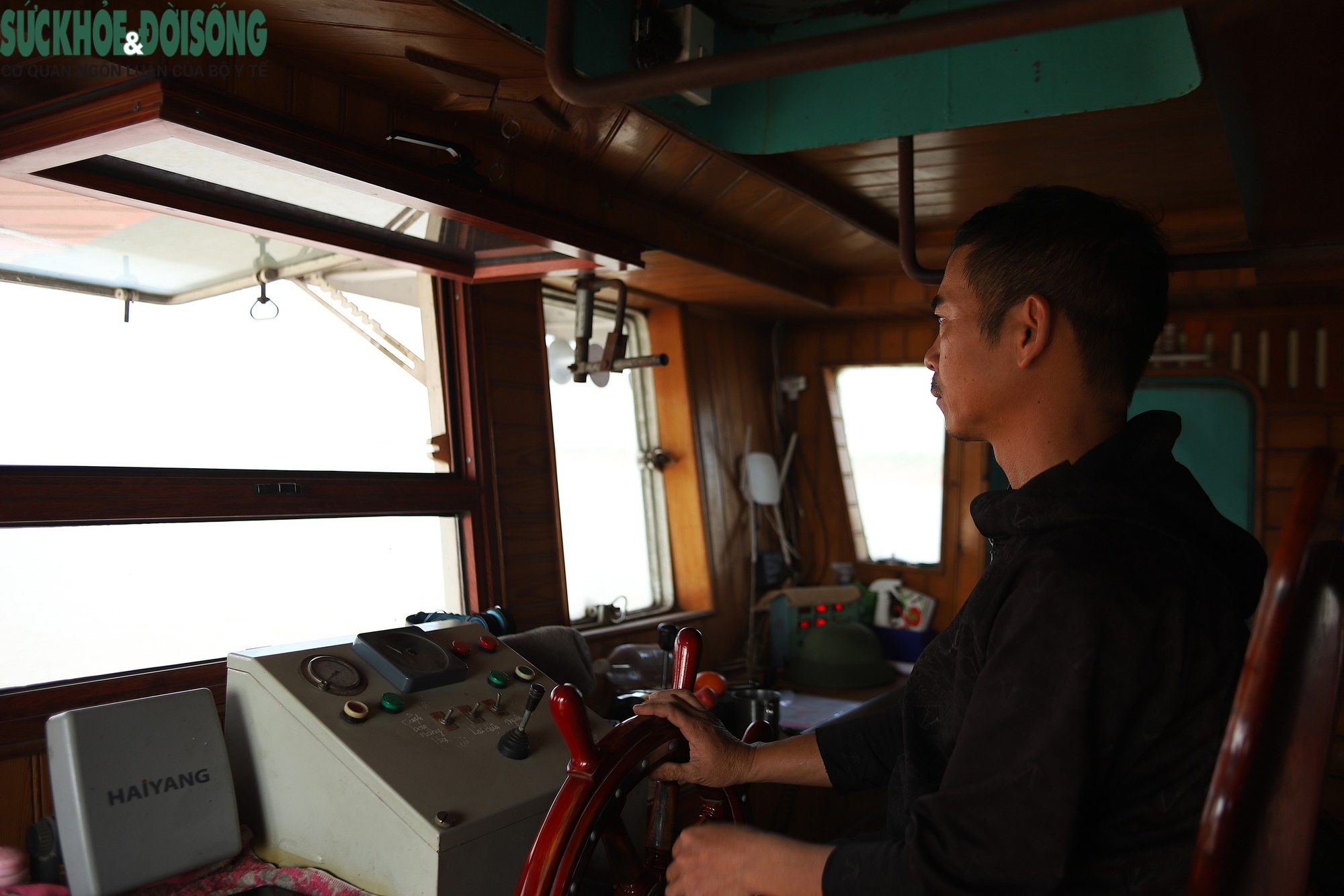 Kiểm tra ATGT cuối năm trên sông: 4 nhóm vi phạm bị 'điểm mặt, gọi tên'- Ảnh 7.