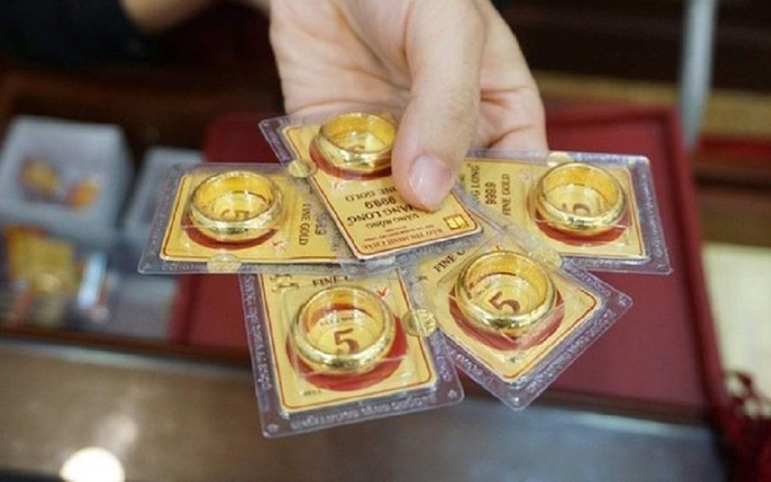 Giá vàng hôm nay ngày 26/11 tiếp đà tăng rất mạnh