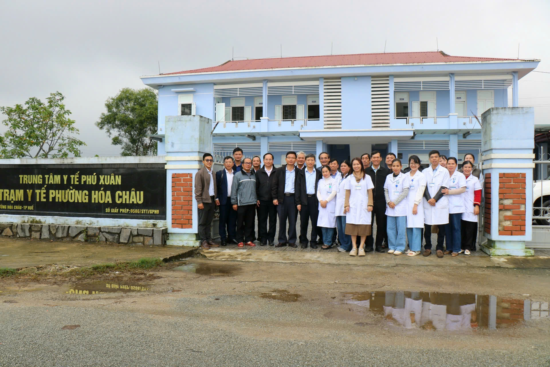 Viện Vệ sinh dịch tễ Trung ương kiểm tra, giám sát phòng chống dịch bệnh sau lũ lụt tại Huế- Ảnh 2.