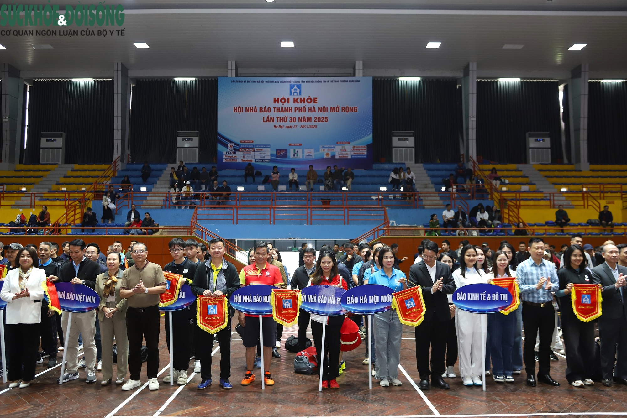 Hội Nhà báo Hà Nội khai mạc 'Hội khỏe 2025': 25 đoàn vận động viên tranh tài 6 bộ môn sôi động- Ảnh 3.