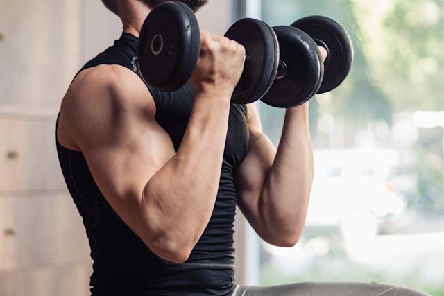 Cách tập luyện để có cơ bắp săn chắc trong 6 tháng- Ảnh 3. Cách tập luyện để có cơ bắp săn chắc trong 6 tháng- Ảnh 3.