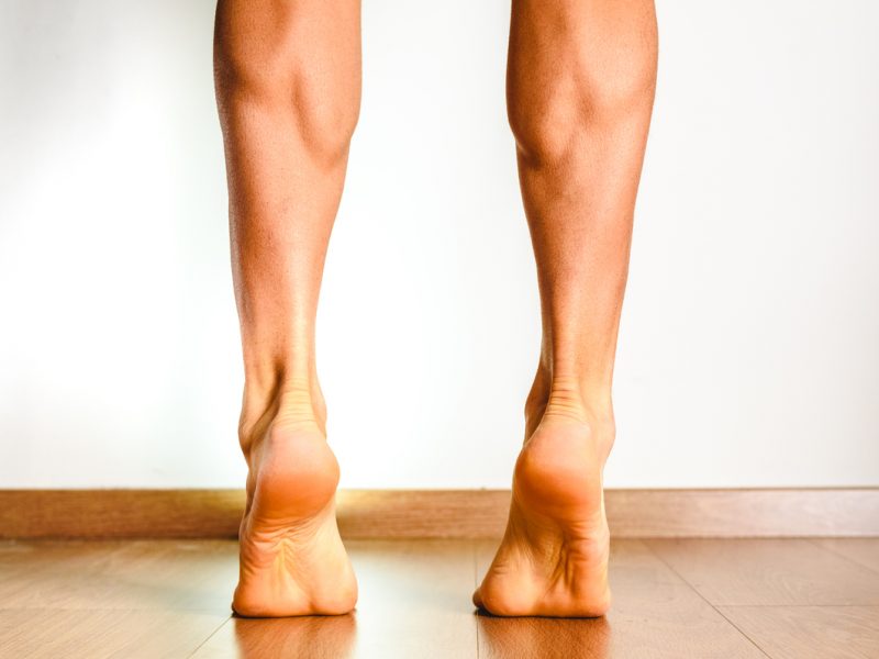5 mẹo đơn giản giúp săn chắc cơ bắp chân- Ảnh 1.