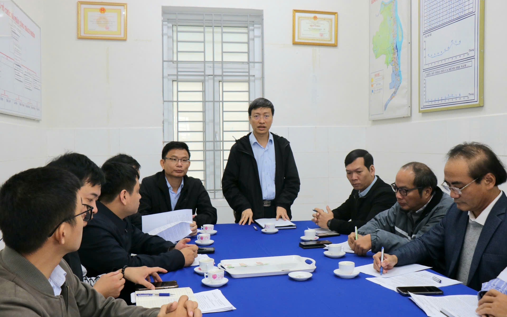 Thủ tướng yêu cầu huy động nguồn lực sửa chữa, xây lại nhà dân sau lũ- Ảnh 2.