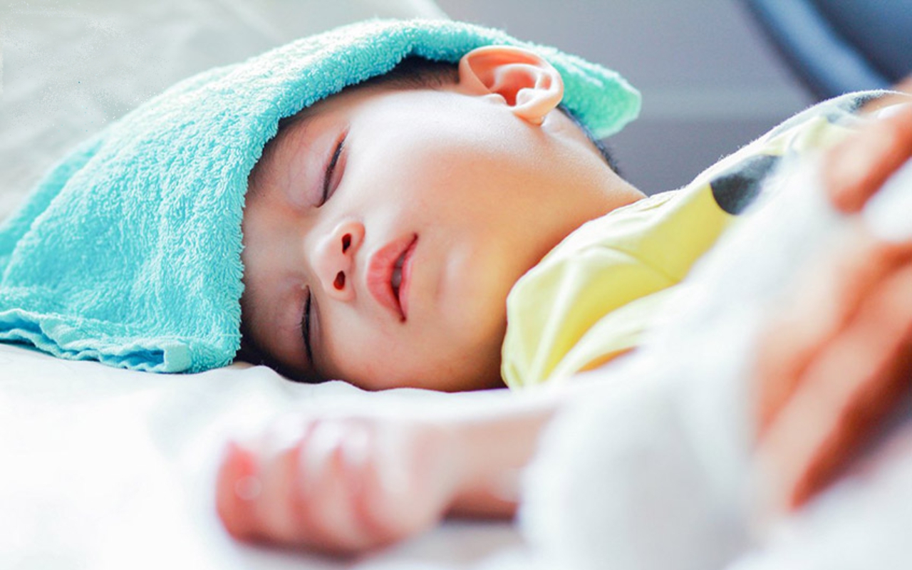 Dấu hiệu phản ánh tình trạng bệnh nặng ở trẻ cần đi khám ngay- Ảnh 2.