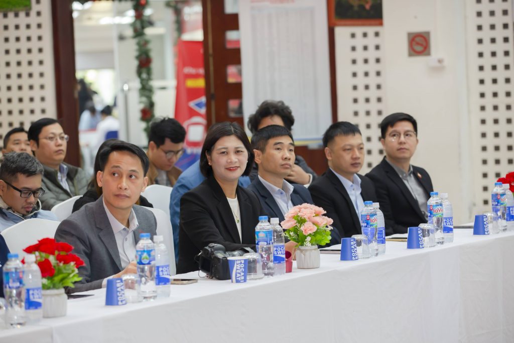 Những 'chiến binh' thầm lặng không ngại đường xa, đêm ngày, hiến giọt máu hoà hợp cứu người- Ảnh 3.