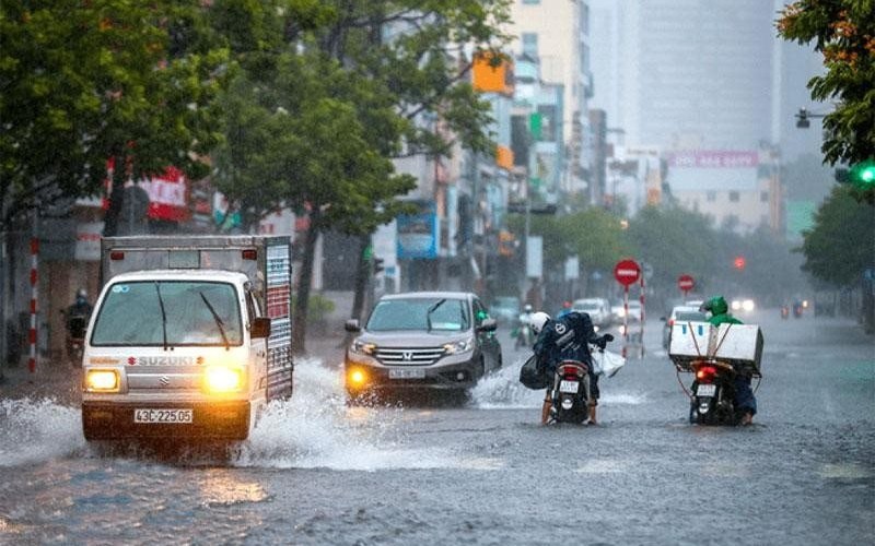 Triển khai các biện pháp ứng phó với đợt mưa lũ ở miền Trung- Ảnh 2. Các địa phương ở Trung Bộ thiệt hại thế nào do mưa lũ?