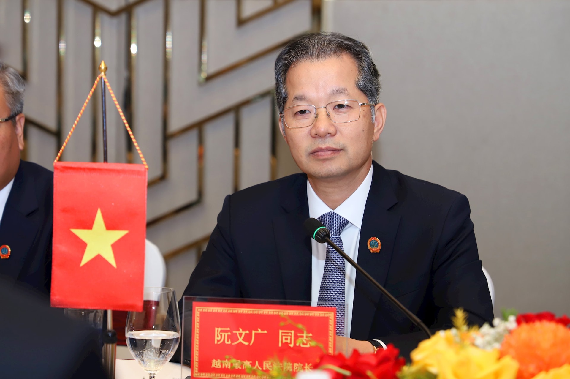 Hội nghị Tòa án nhân dân các tỉnh biên giới Việt Nam - Trung Quốc: Thắt chặt hợp tác tư pháp, giữ vững an ninh biên giới- Ảnh 3.