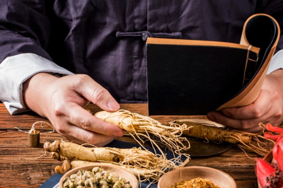 Hoàn thiện hành lang pháp lý trong bảo tồn và phát triển tri thức y học dân tộc- Ảnh 1. Hoàn thiện hành lang pháp lý trong bảo tồn và phát triển tri thức y học dân tộc- Ảnh 1.