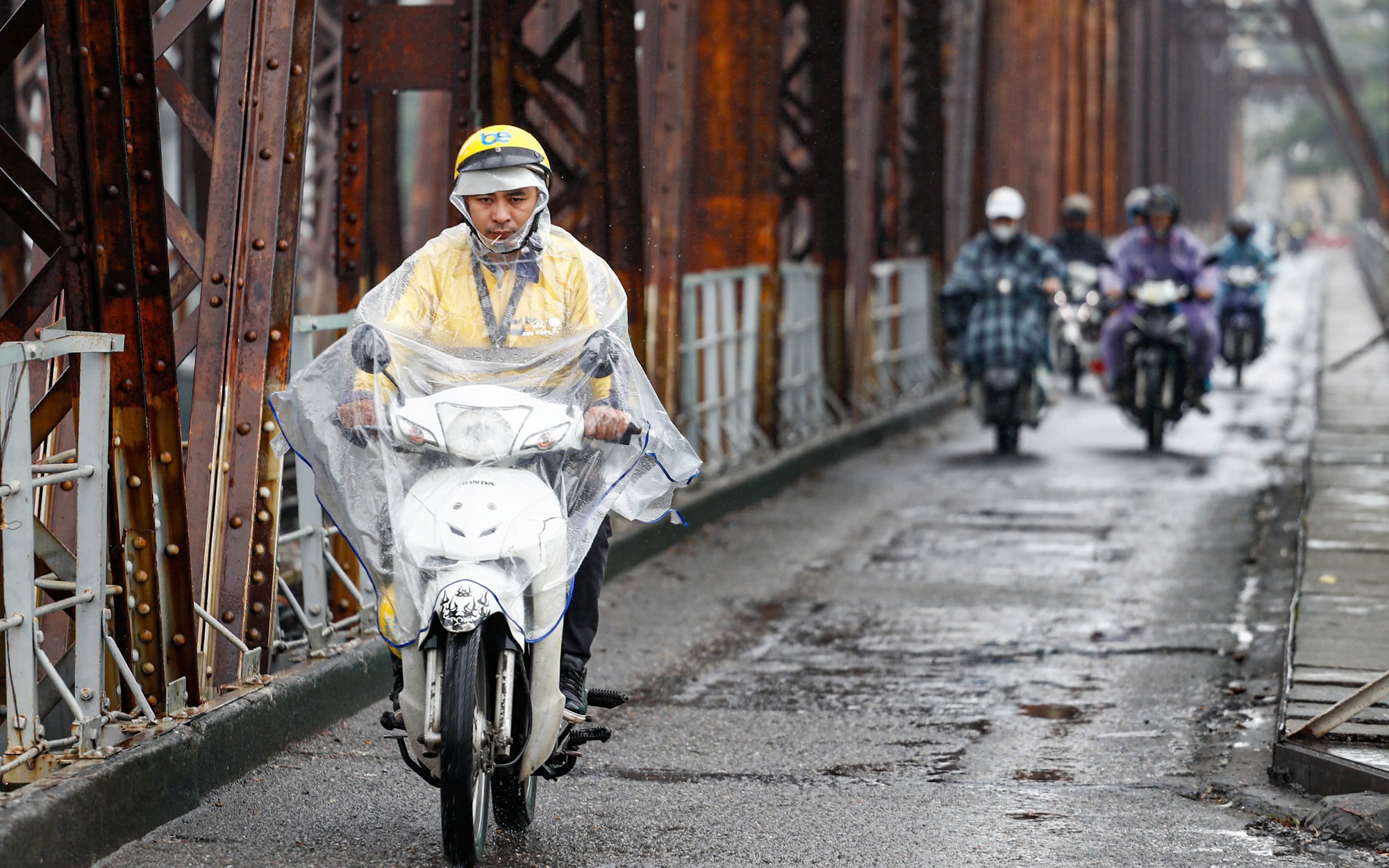 Không khí lạnh tăng cường, Bắc Bộ và Bắc Trung Bộ rét, mưa nhiều nơi- Ảnh 1. Không khí lạnh tăng cường, Bắc Bộ và Bắc Trung Bộ rét, mưa nhiều nơi- Ảnh 1.