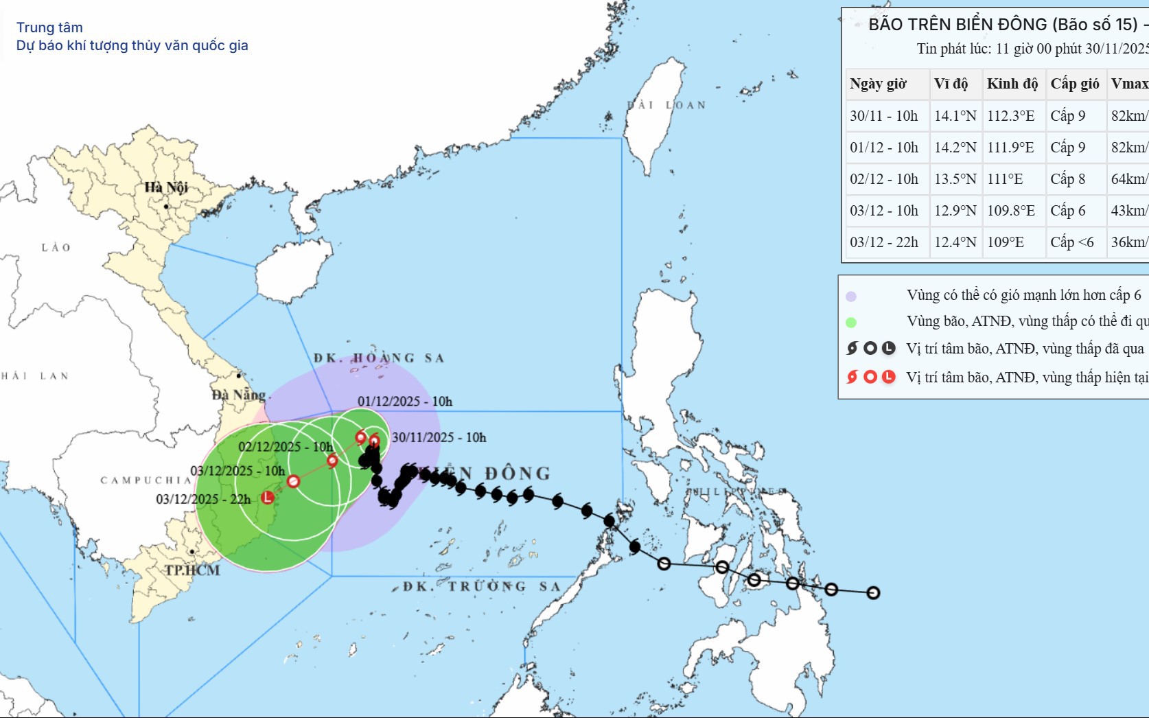 Vì sao bão số 15 gần như đứng im trên Biển Đông