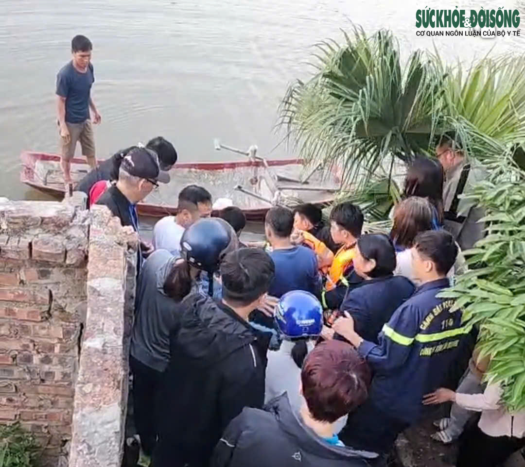 Đi câu cá, học sinh lớp 5 trượt chân xuống sông Cửu An tử vong- Ảnh 1. Đi câu cá, học sinh lớp 5 trượt chân xuống sông Cửu An tử vong- Ảnh 1.