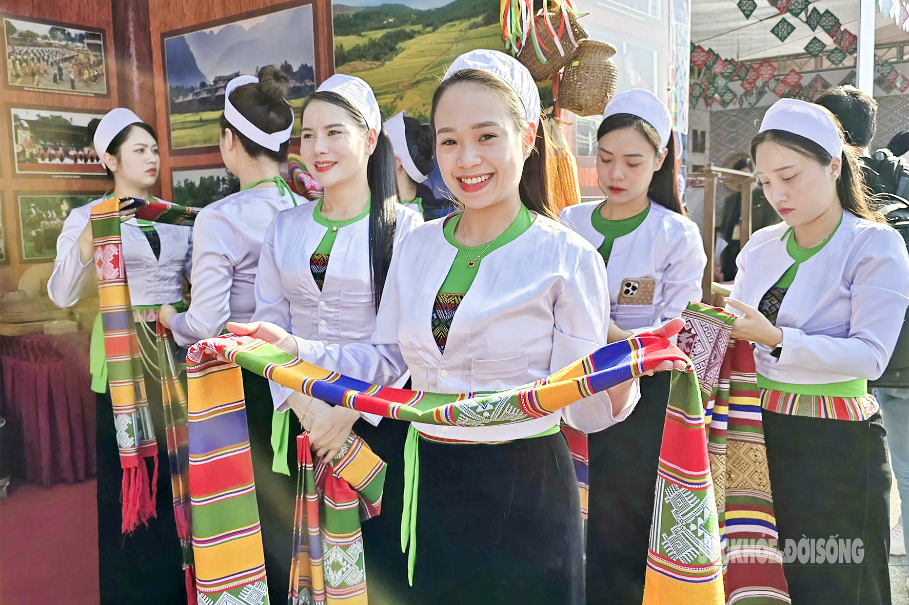 Người giữ lửa Mo Mường giữa nhịp sống hiện đại- Ảnh 6.