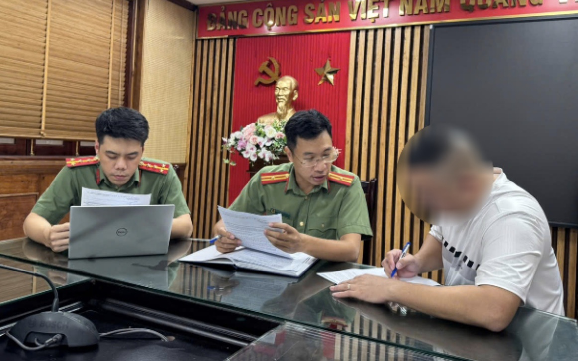 Bệnh viện Đa khoa Xanh Pôn lên tiếng phản bác thông tin sai sự thật trên mạng xã hội- Ảnh 2. Xử phạt chủ website đăng thông tin sai sự thật về "Học viện Aita"