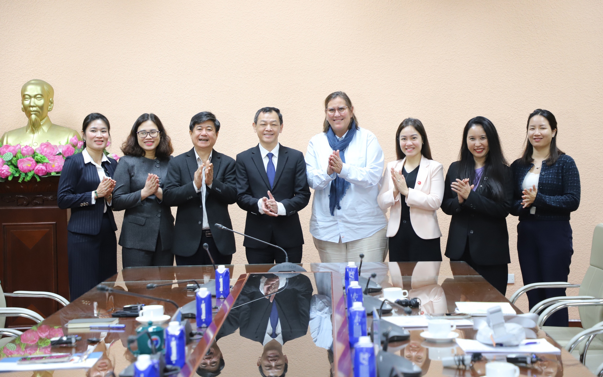 Gần 2.000 trẻ ở nước ta tử vong mỗi năm do đuối nước, cần nhân rộng mô hình dạy kỹ năng bơi an toàn - Ảnh 4.