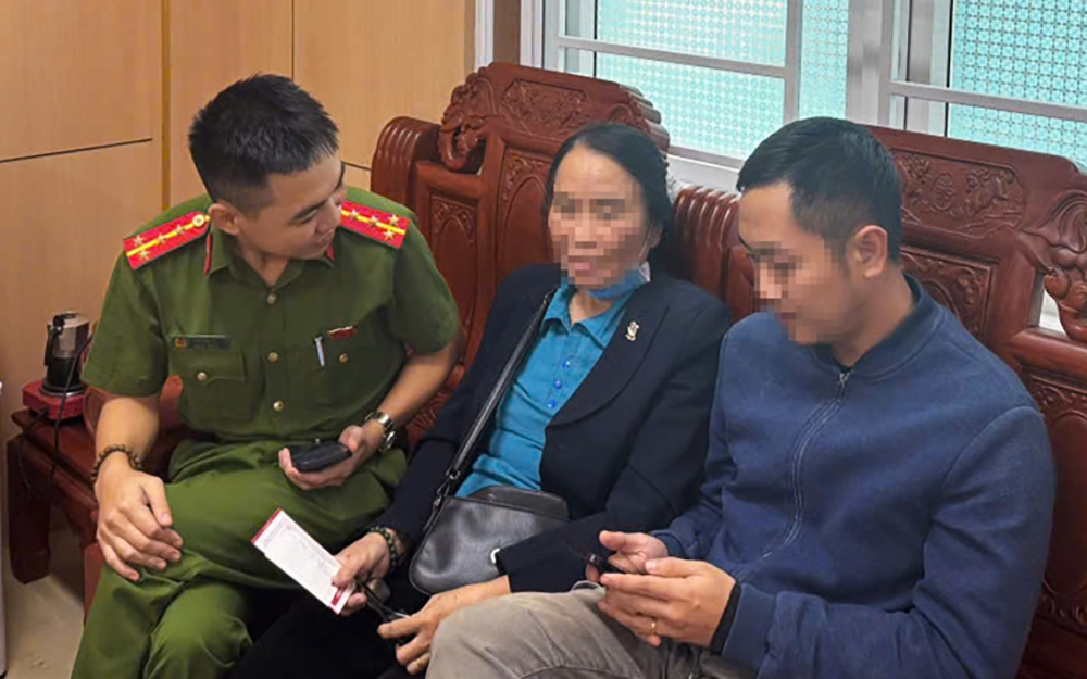 Tìm thấy cụ bà 86 tuổi đi lạc trong rừng sâu sau 2 ngày tìm kiếm- Ảnh 3. Tìm thấy cụ bà 86 tuổi đi lạc trong rừng sâu sau 2 ngày tìm kiếm- Ảnh 3.