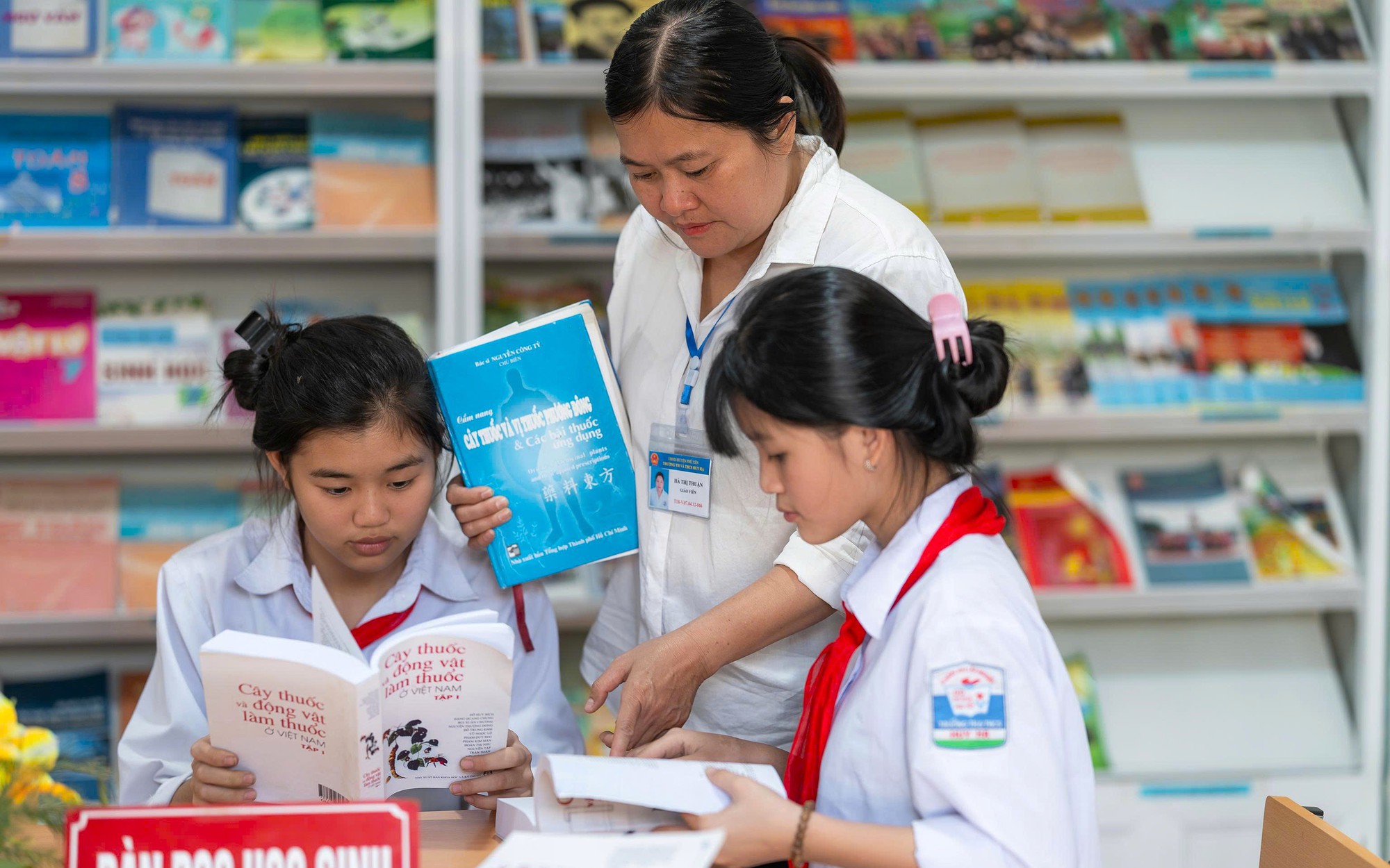 Nhiều trường học "nói không" với hoa, quà nhân ngày 20/11- Ảnh 2.