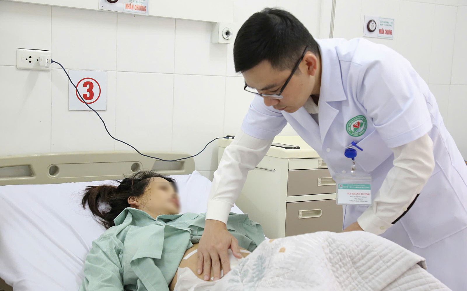 Cứu sản phụ dọa vỡ tử cung trên sẹo mổ cũ