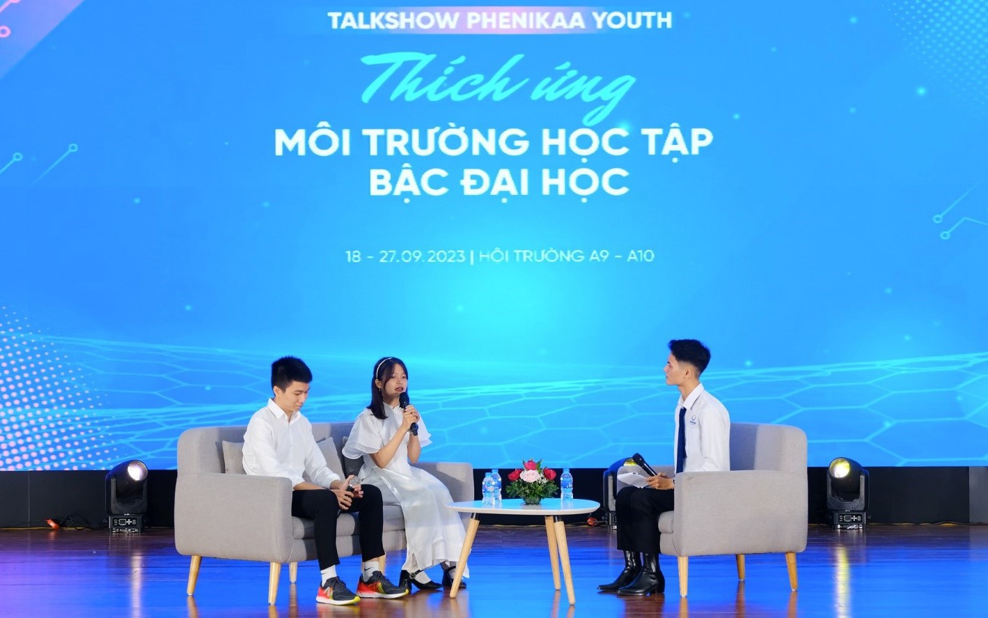 Nữ sinh khoa học công nghệ lựa chọn rẽ hướng, tự tin theo đuổi giấc mơ với phiên bản tốt hơn mỗi ngày