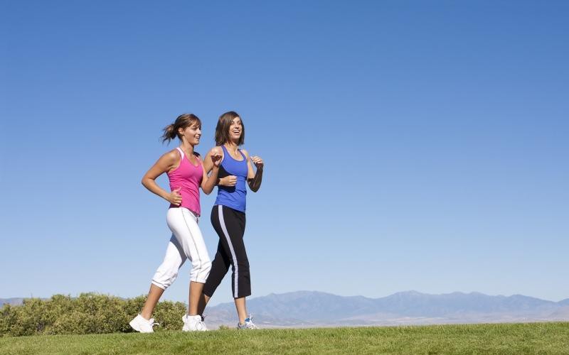 Đi bộ mỗi ngày giúp sống thọ hơn- Ảnh 2.