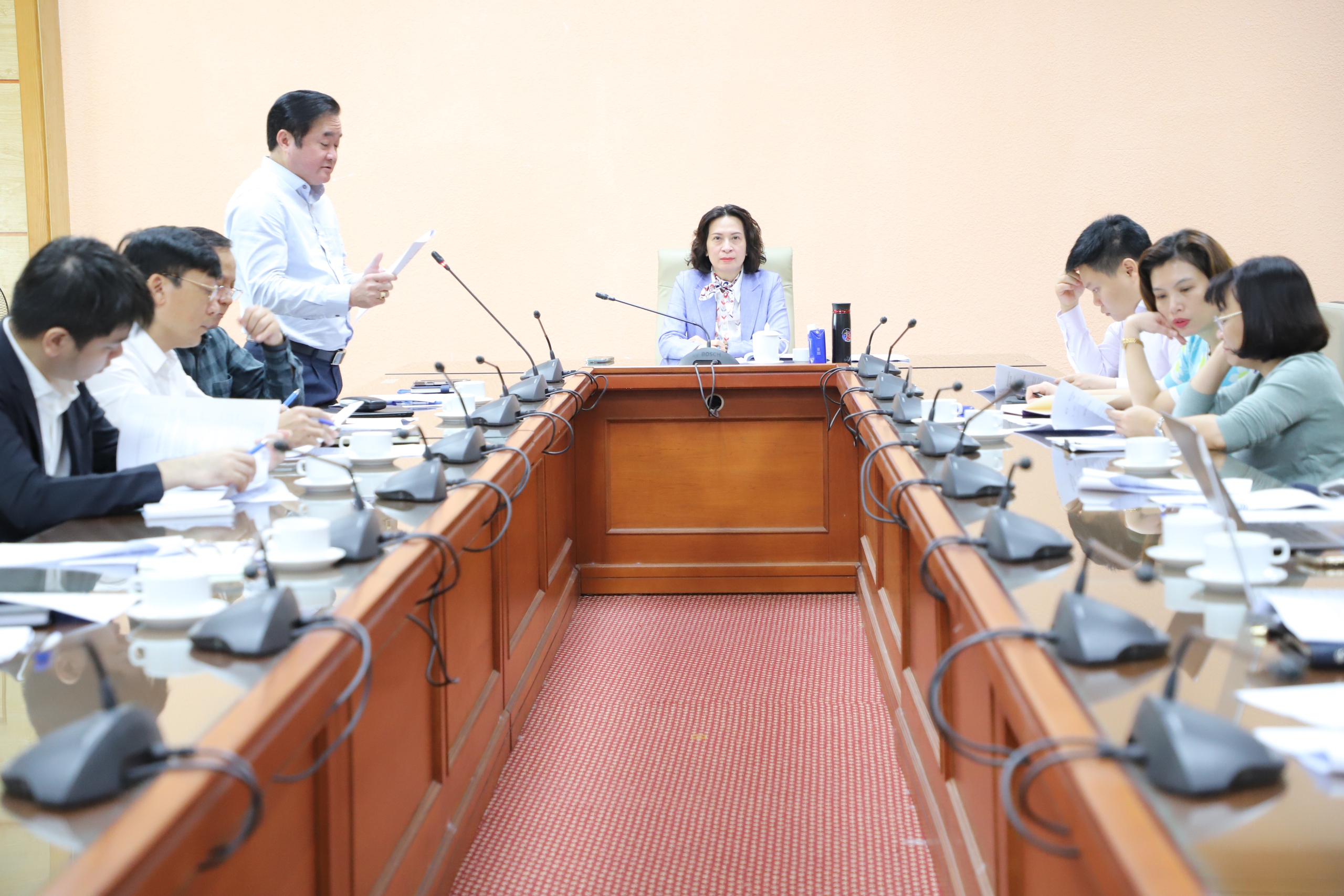 Lấy ý kiến rộng rãi đến y tế xã, phường hướng dẫn khám sàng lọc miễn phí cho người dân- Ảnh 1. Lấy ý kiến rộng rãi đến y tế xã, phường hướng dẫn khám sàng lọc miễn phí cho người dân- Ảnh 1.