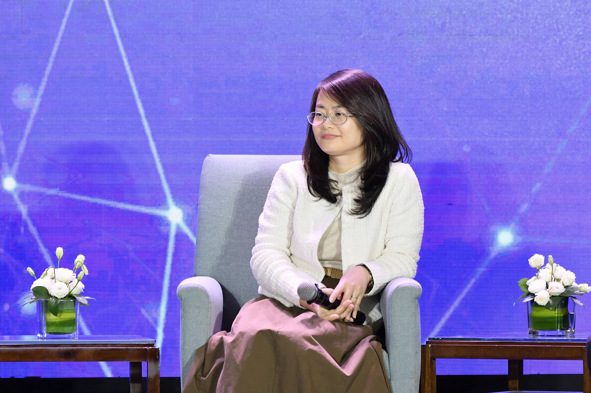 Kỳ 1: Dùng AI dự báo bão: Bước ngoặt của khoa học khí tượng Việt Nam - Ảnh 4.