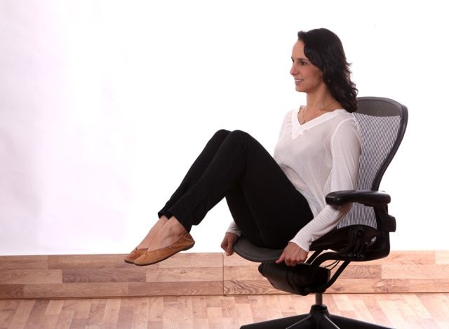 Bài tập 8 phút trên ghế giúp tăng cường sức mạnh hơn 30 phút tập tạ- Ảnh 5.