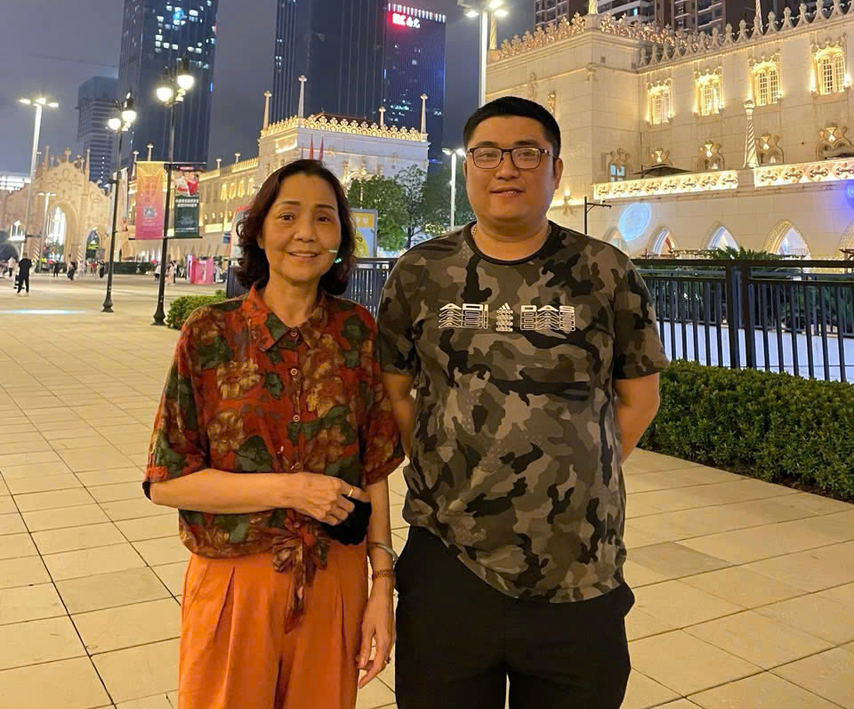 Bệnh nhân mắc viêm gan B, ung thư gan tái phát được cứu nhờ ghép gan từ vợ hiến tặng - Ảnh 2. Bệnh nhân mắc viêm gan B, ung thư gan tái phát được cứu nhờ ghép gan từ vợ hiến tặng - Ảnh 2.