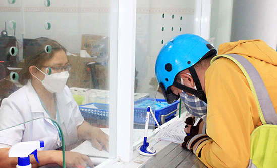 Đổi mới cách tiếp cận trong phòng chống HIV/AIDS hướng tới mục tiêu kiểm soát bền vững dịch HIV/AIDS- Ảnh 1. Đổi mới cách tiếp cận trong phòng chống HIV/AIDS hướng tới mục tiêu kiểm soát bền vững dịch HIV/AIDS- Ảnh 1.