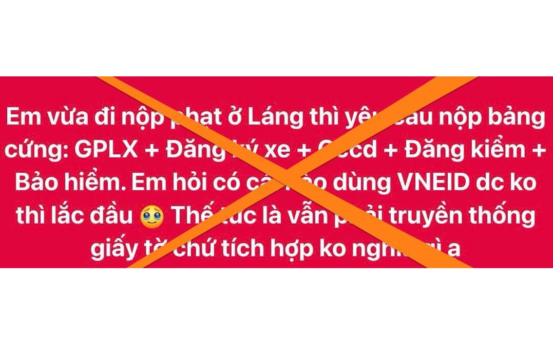 Cục CSGT thông tin về việc dừng đèn đỏ dùng điện thoại bị phạt- Ảnh 1.
