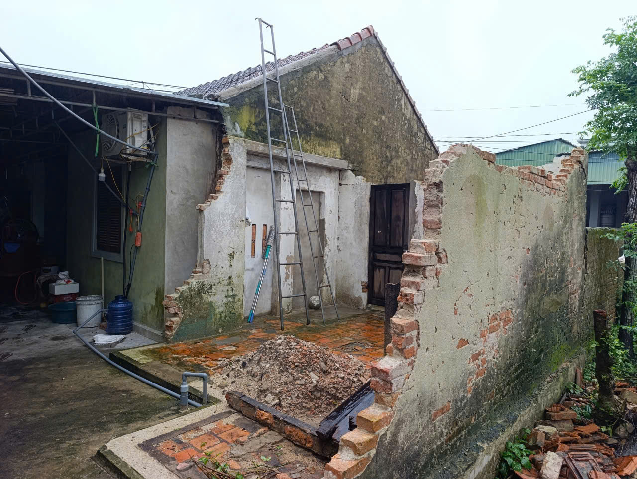 Cô giáo nghèo mắc bệnh suy thận giai đoạn cuối, khẩn thiết cần sự chung tay giúp đỡ- Ảnh 2. Cô giáo nghèo mắc bệnh suy thận giai đoạn cuối, khẩn thiết cần sự chung tay giúp đỡ- Ảnh 2.