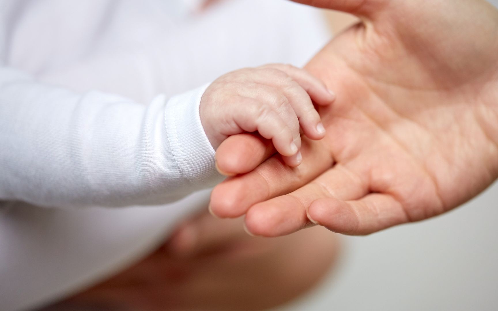 11 bí quyết giúp tăng lượng sữa mẹ tự nhiên- Ảnh 3. Làm sao để bảo quản và rã đông sữa mẹ đúng chuẩn?