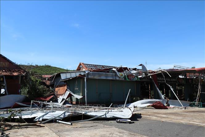 Đường đi của bão Fung Wong (bão số 14) khi vào Biển Đông những ngày tới- Ảnh 1.