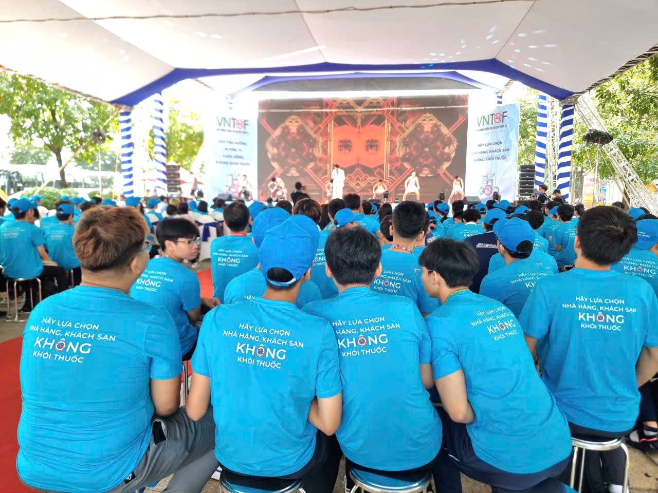 Không có ngưỡng an toàn nào cho việc tiếp xúc với khói thuốc lá- Ảnh 3. Không có ngưỡng an toàn nào cho việc tiếp xúc với khói thuốc lá- Ảnh 3.