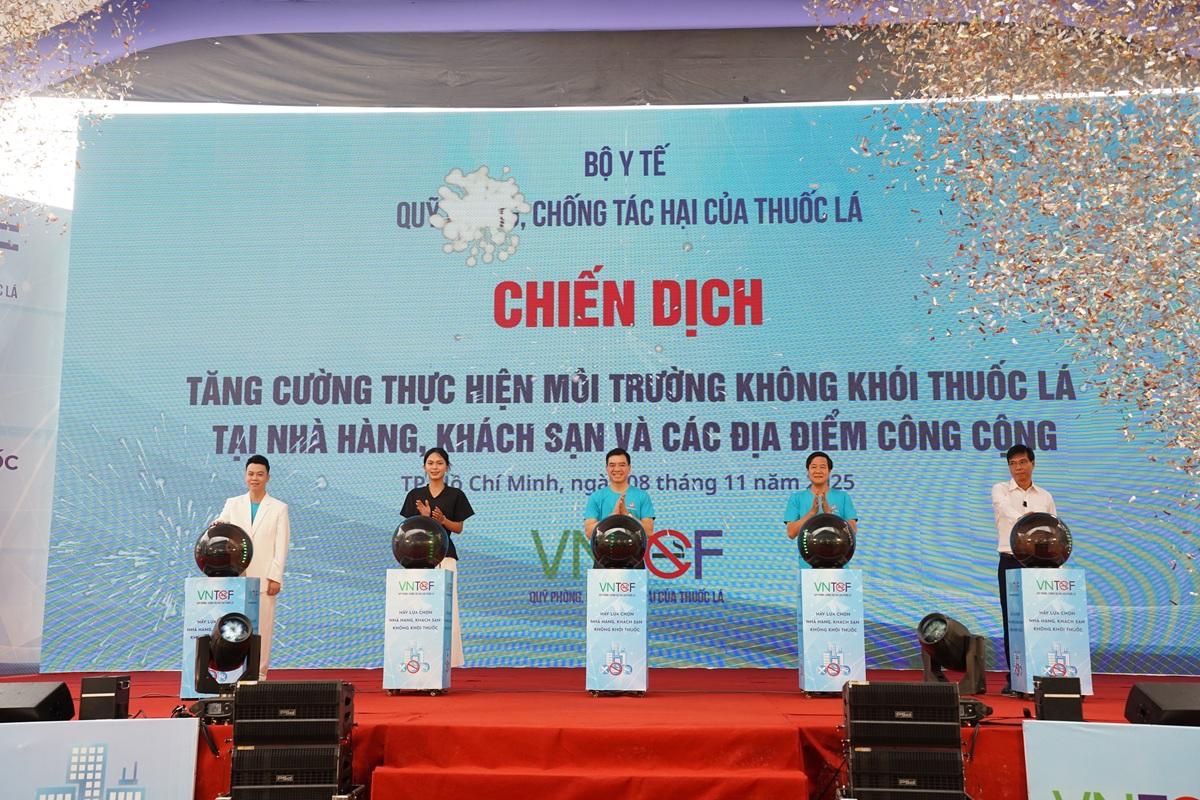 Không có ngưỡng an toàn nào cho việc tiếp xúc với khói thuốc lá- Ảnh 2. Không có ngưỡng an toàn nào cho việc tiếp xúc với khói thuốc lá- Ảnh 2.