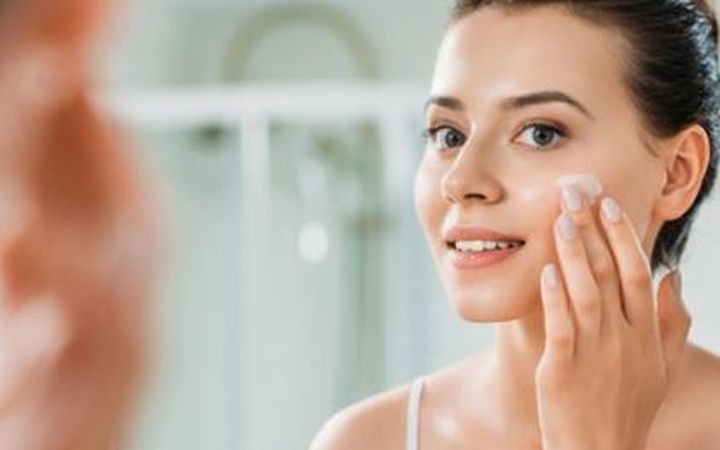 Thói quen chăm sóc da buổi sáng giúp da căng mịn suốt cả ngày
