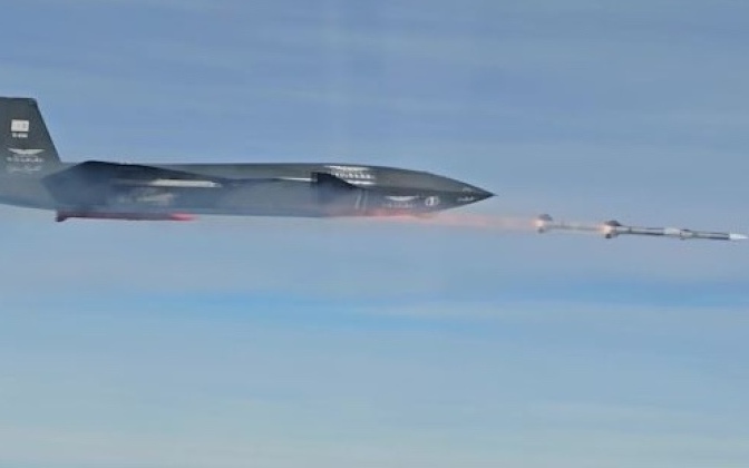 Nga – Ấn Độ bắt tay phát triển 'siêu tên lửa' không đối không xa nhất thế giới?- Ảnh 2. UAV chiến đấu lần đầu tiên bắn hạ mục tiêu bằng tên lửa ngoài tầm nhìn